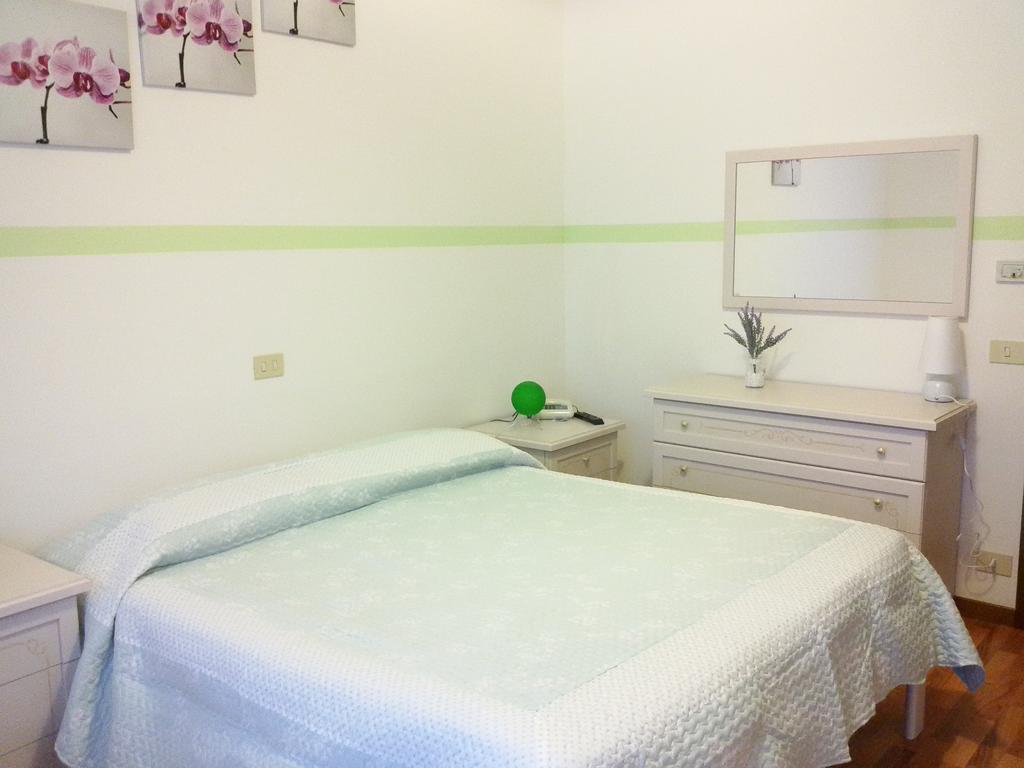 Hotel La Rama Lazise Oda fotoğraf